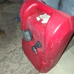 3 Gallon Attwood Marine Fuel Can
