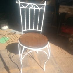 Farm Style Chair 