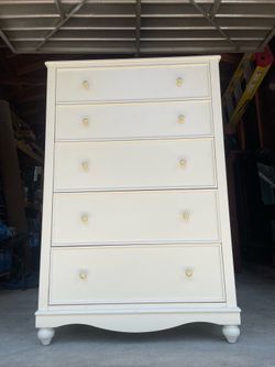 5 Drawer Dresser
