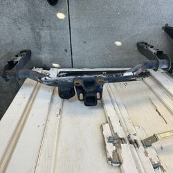 99-02 Tow Hitch 