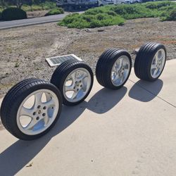 Porsche Carrera Wheels &Tires