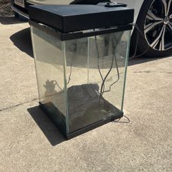 10 Gallon Fish Tank 