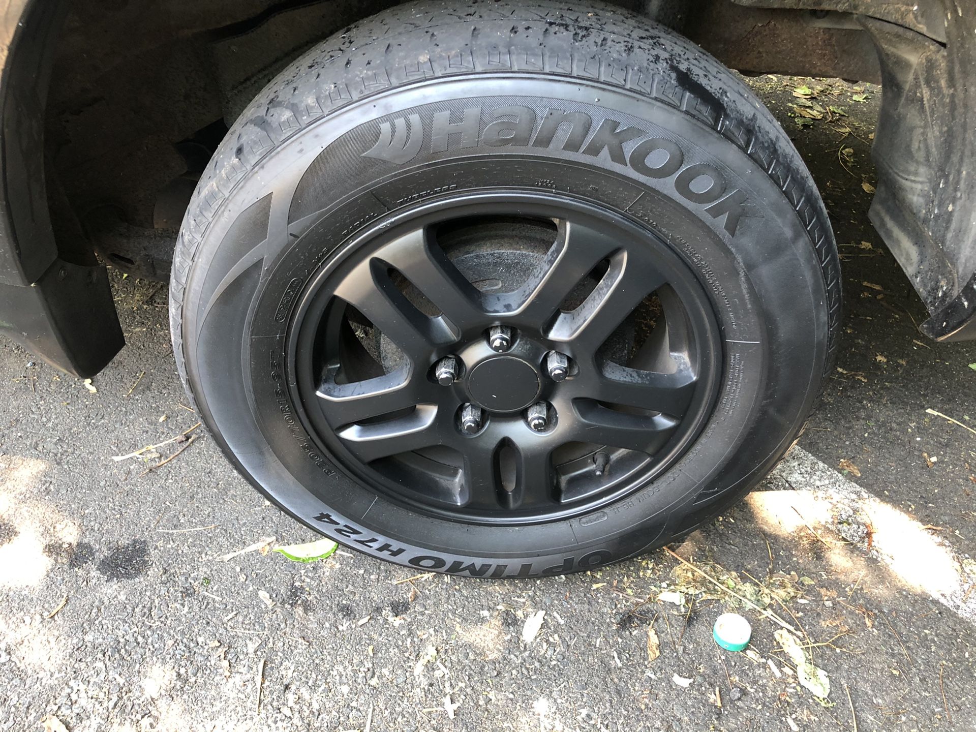 Honda crv black coated rims and tired