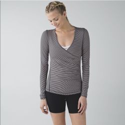 LULULEMON Mini Pop Stripe Black Berry Sunset Salutation Long Sleeve Wrap Top