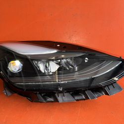 2021-2023 Tesla Model 3 & Y Front Right Projector LED Headlight Lamp OEM