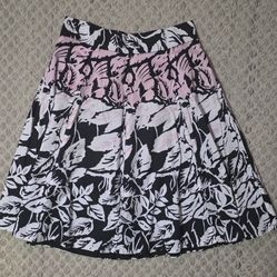 Knee Length Skirt Size 6
