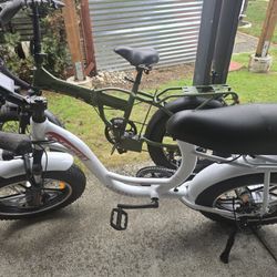 2 Ebikes, Rattan And DJ ebike