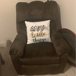 Soft Recliner - Great condition 