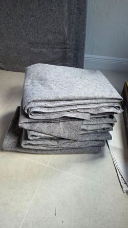 Uhaul Furniture Pads (quantity: 10)