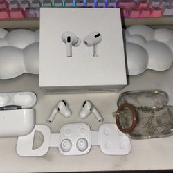 AirPods Pro (1st Gen)