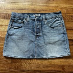 Levi’s Denim Skirt