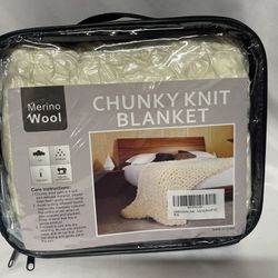 100% Merino Wool Chunky Blanket New