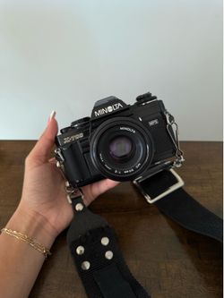 Minolta X-700 35mm Film Camera w/ Strap