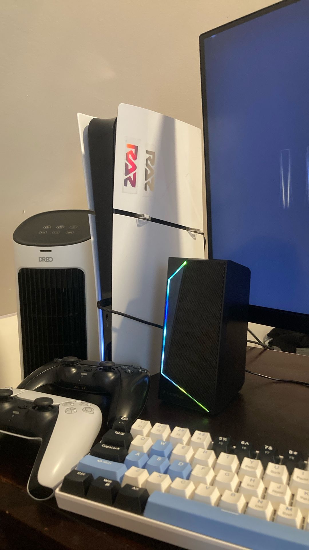 Ps5 With Two Controllers And Keyboard