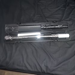 Snap On Click Style Torque Wrench 