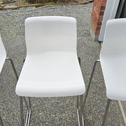 3 bar height stools