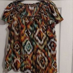 Art and Soul ahort sleeve blouse beaded on front XL