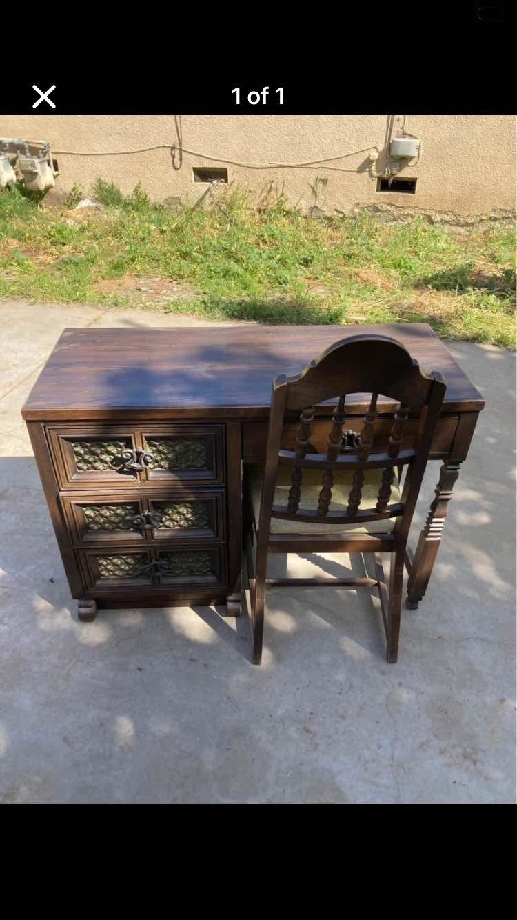 Beautiful Antique Desk With Chair