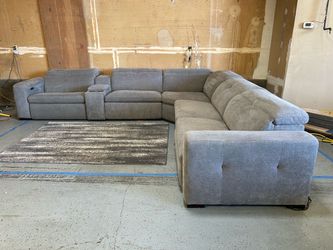 Living Spaces Huge 6-Piece Modular Power Reclining Sectional (Delivery Available)