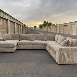 Free Delivery Sectional Sofa Couch 
