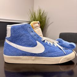 New Nike Blazer With Tag Size 11.5