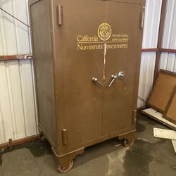 Antique Heavy Safe