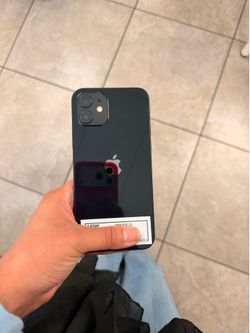 iPHONE 12 UNLOCKED