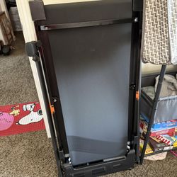 Treadmill Compact Size