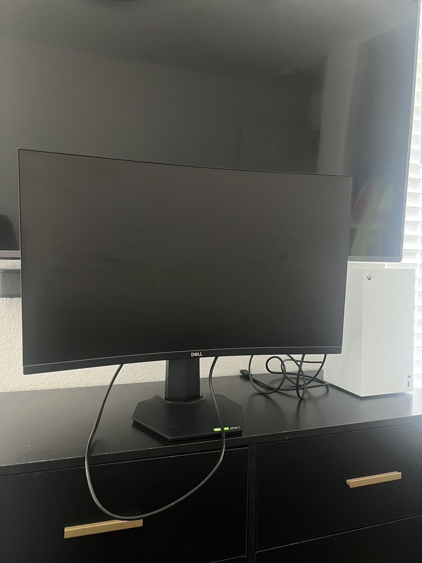 27” Dell Curved Monitor