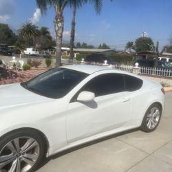 2010 Hyundai Genesis Coupe 