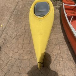 Walden Canoe.   14’