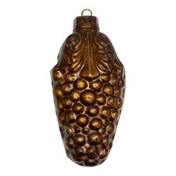 Antique French Copper Grape Cluster Mold with Tin Lining Wall Hanging Decor