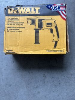 Taladro Dewalt  De  1/2  13 mm.  Nuevo $ 100
