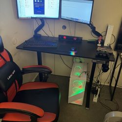 Gaming Pc And Set Up