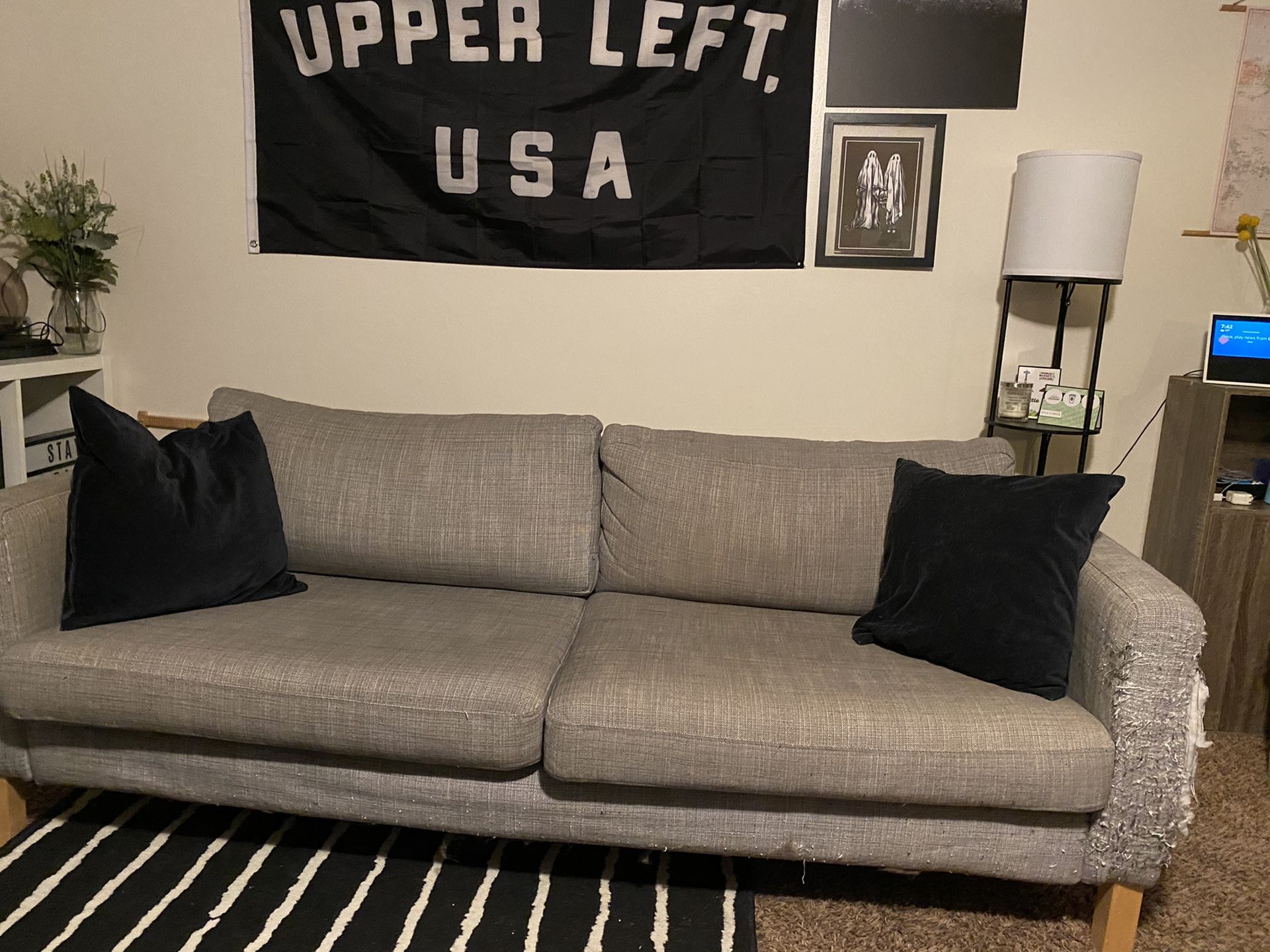 Free Karlstad IKEA couch!