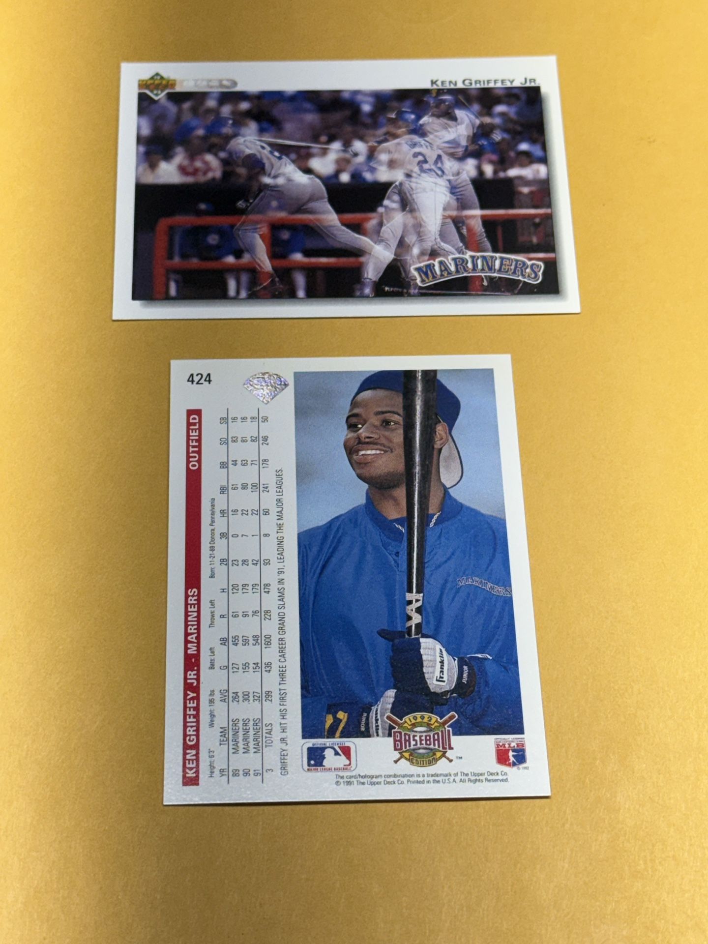 1992 Upper Deck NON GRADED Ken Griffey Jr #424 Gold Holo SP Mariners ICONIC 3D MVP - www.ice4pros.com.br 1992 Upper Deck NON GRADED Ken Griffey Jr #424 Gold Holo SP Mariners ICONIC 3D MVP - www.ice4pros.com.br