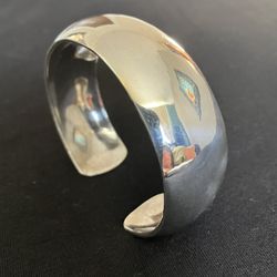 Brand New Old Stock~Vintage 925 Sterling Silver Domed Cuff Bracelet
