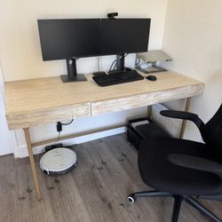 Office Desk And Chair 