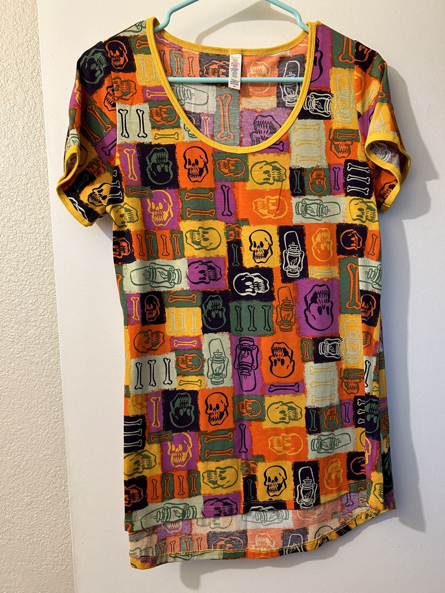Lularoe Classic T Shirt Halloween