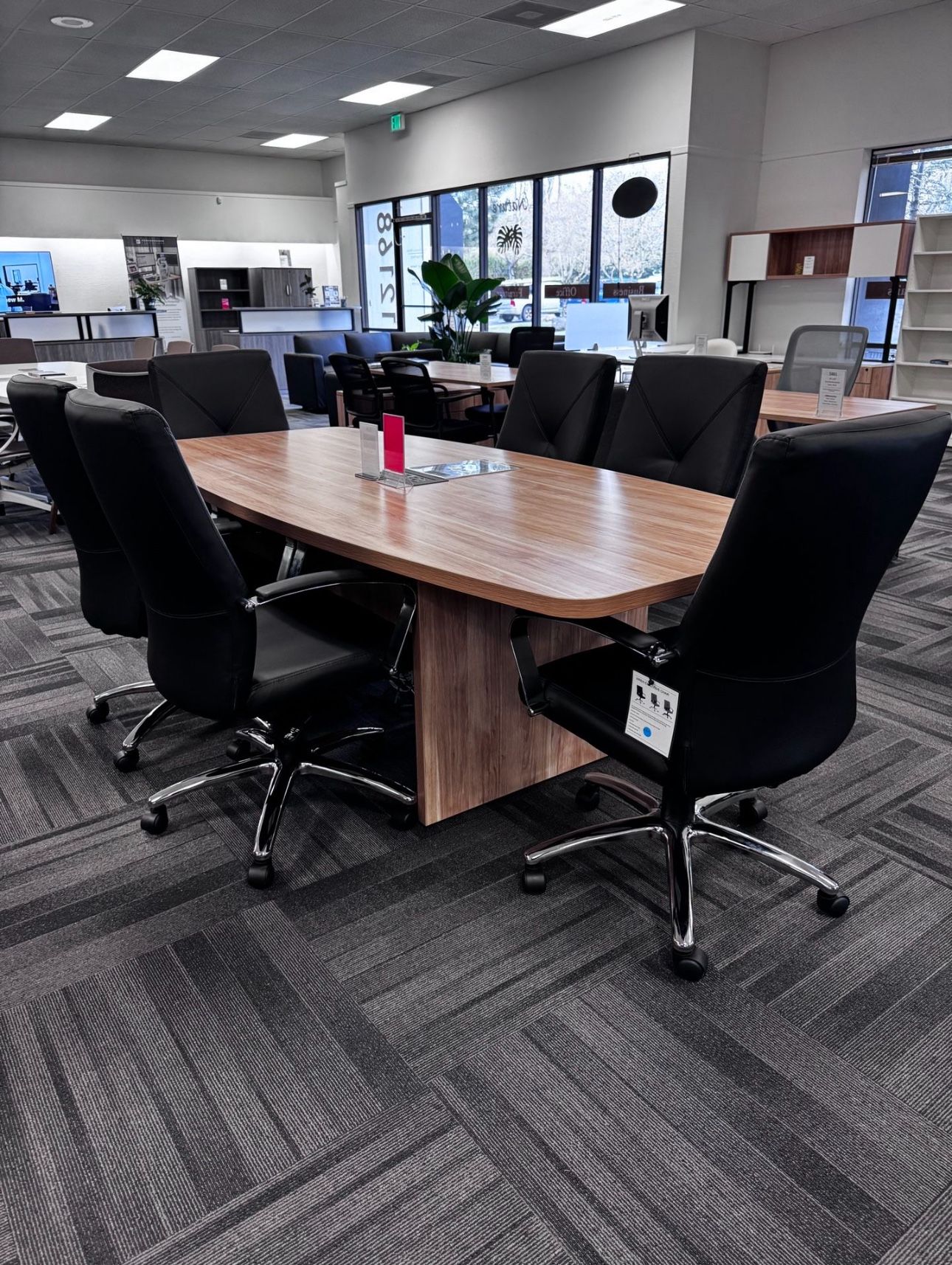 The Wren Executive Office Chair / Conference Chair