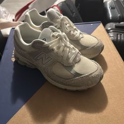 New Balance 2002R Size 9.5