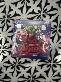 Camom Marvel Avengers Booster Box