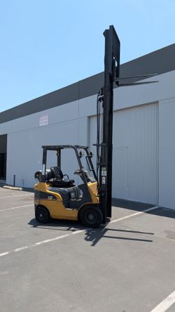 Caterpillar Forklift P3000 3-stage