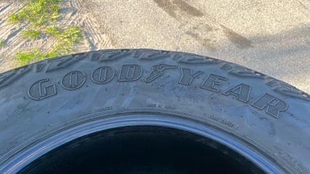 4/ good year 305-70-18