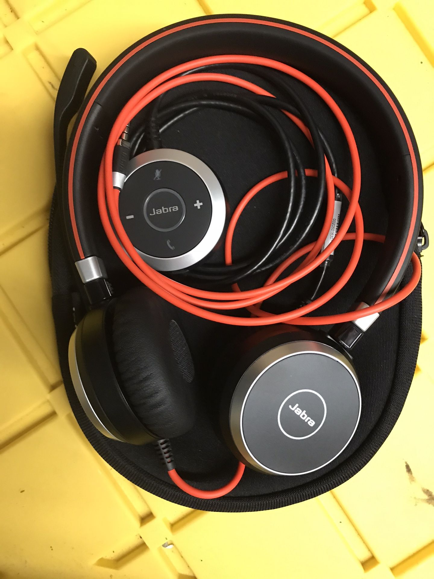 Jabra Evolve 40 laptop Headset With Mic