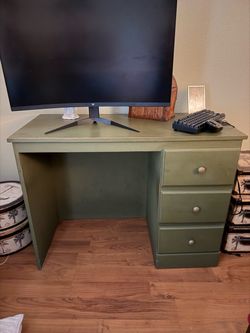 Green office desk