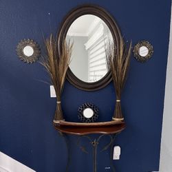 Set Entryway Table With Mirrors