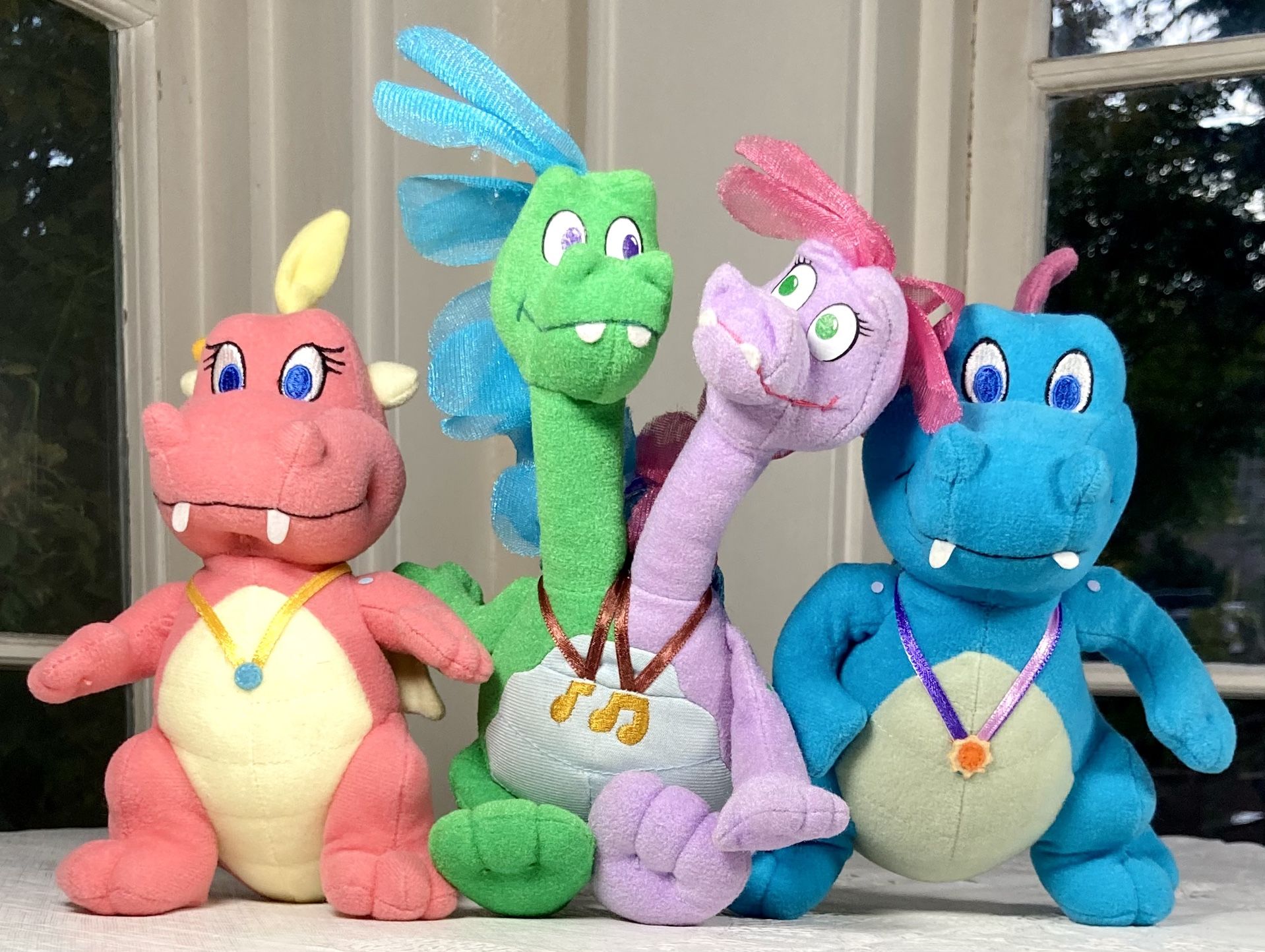 Dragon Tales Sesame Workshop Dragons Cassie, Ord And Zak