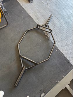 New 50lb trap bar hex barbell  with clips
