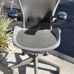 Grey Herman Miller Aeron Office Desk Gaming Chairs 
